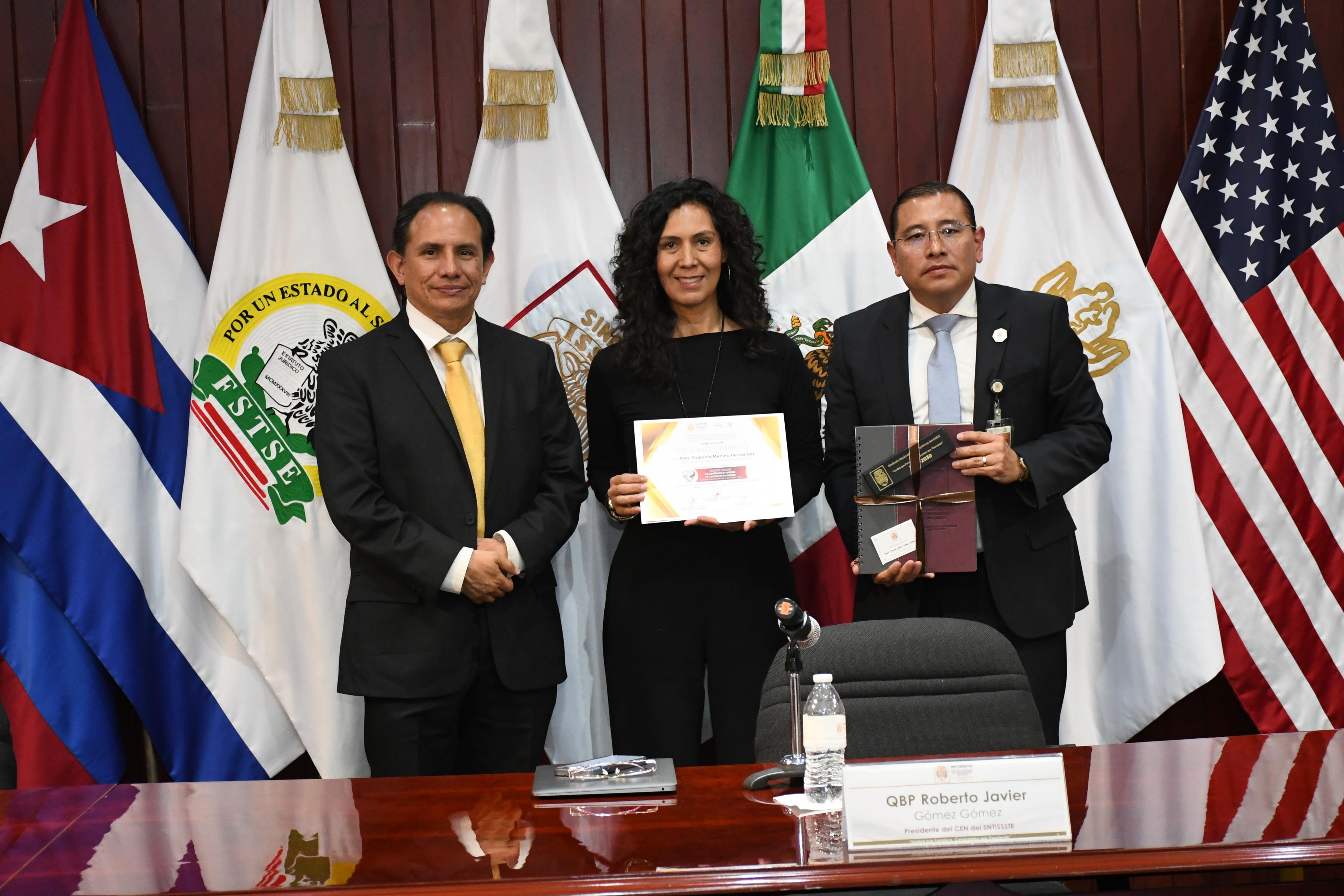 Inicio de actividades de capacitación con la Jornada Especial “La Confianza y Unidad se Construye en Equipo”